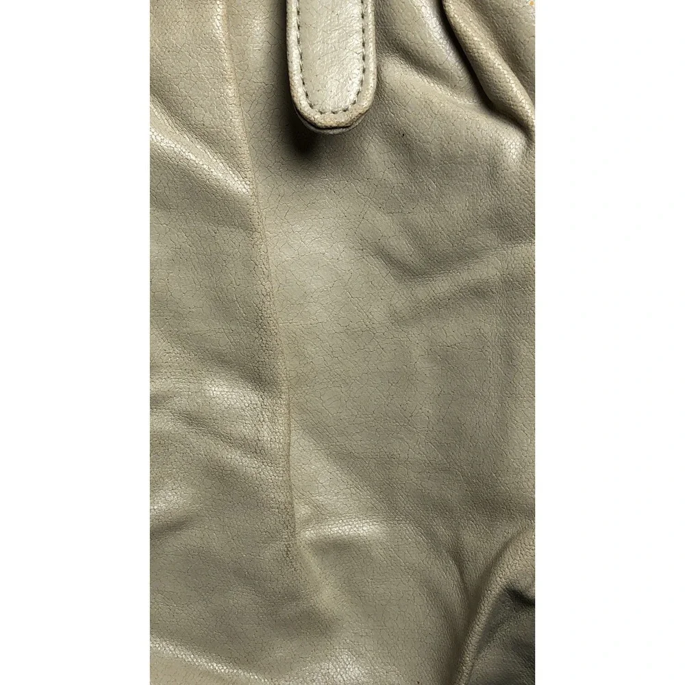 Vintage 70s Valerie Barad Beige Shoulder Bag Pleated Frame‎ Purse Made in Taiwan